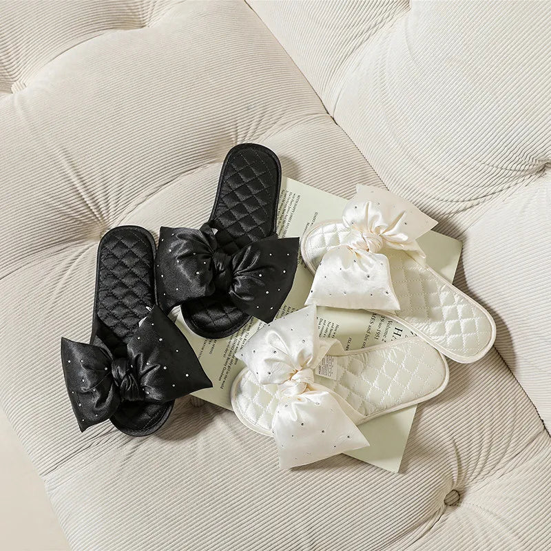 Chaussons en Satin Femme