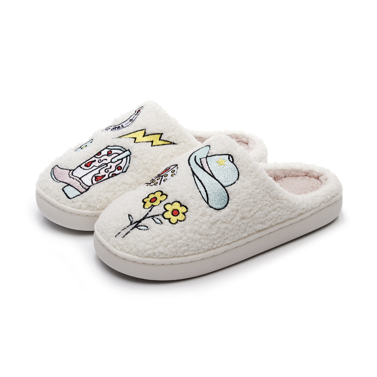 Chaussons moumoute crème à motifs western brodés au fil fin Bochausson