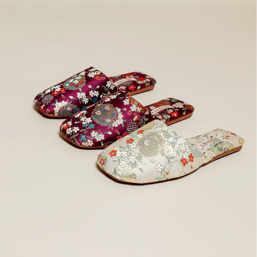 Chaussons femme mules brodées