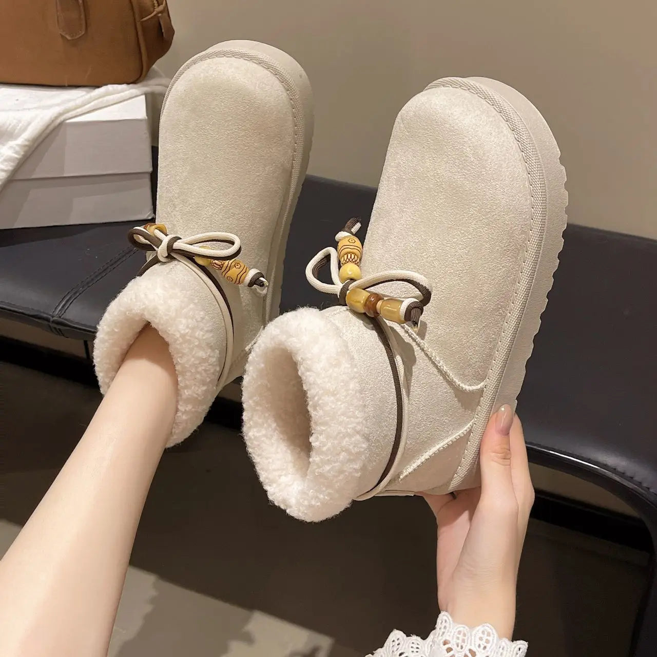 Chaussons Chauds Suedine et Perles