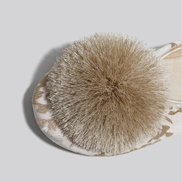 Chaussons en Satin Brodé pour Femme