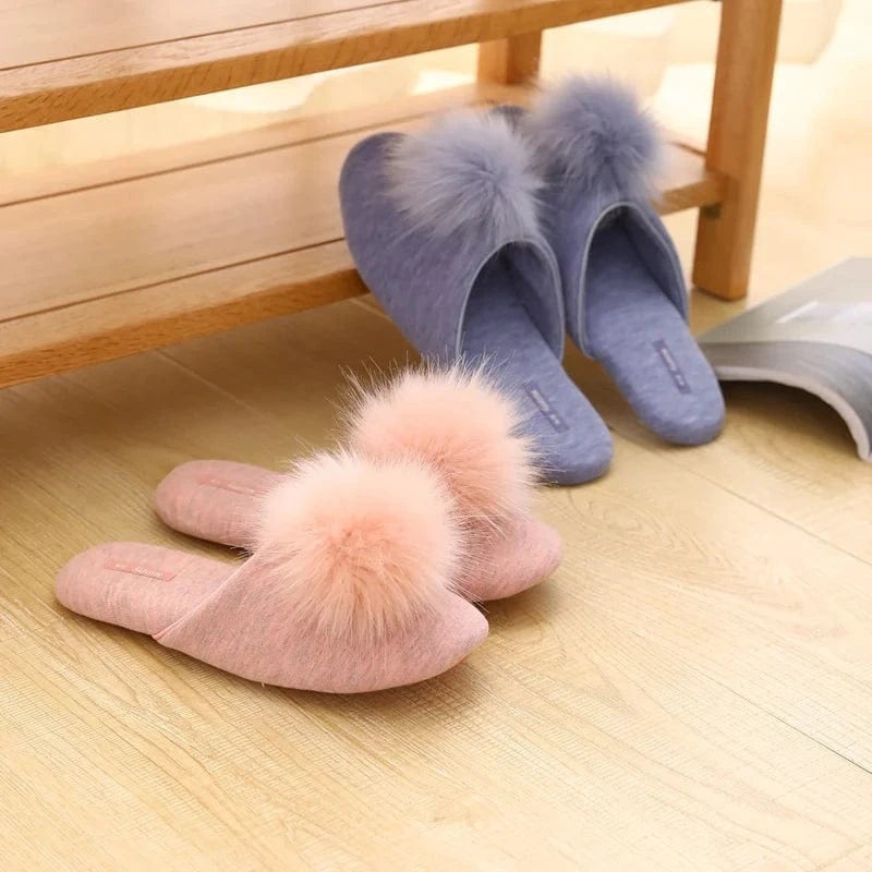 Chaussons avec Pompons en Fourrure