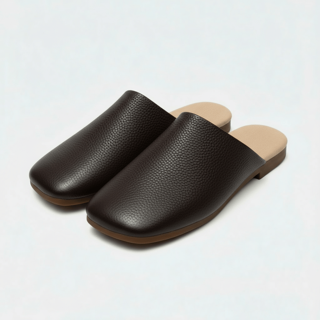 Chaussons en Cuir Souple Minimalistes Marron foncé / 34-35