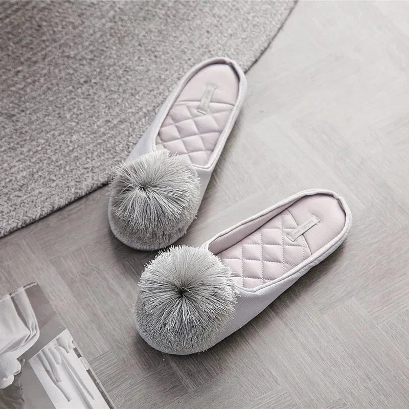 Chaussons en Satin pour Femme Gris clair / 36-37