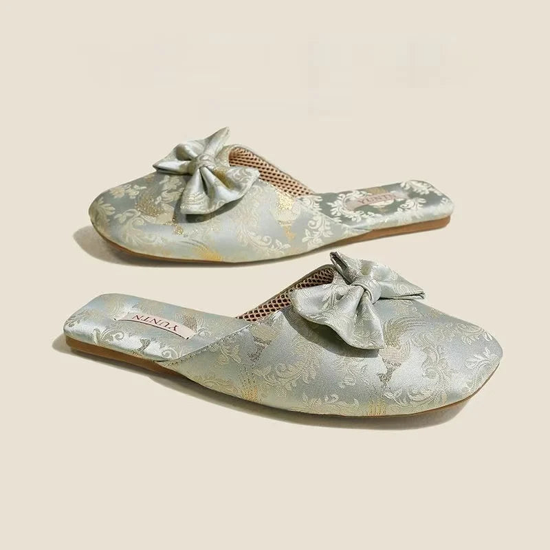 Chaussons femme mules à noeud Bochausson vue de face