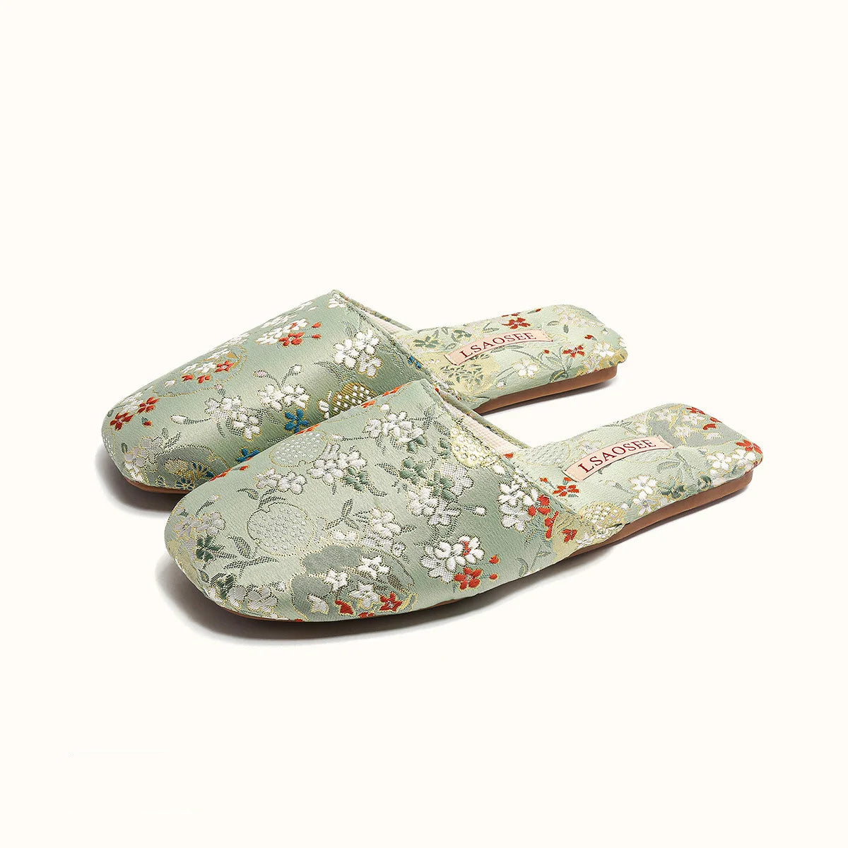 Chaussons femme mules brodées Bochausson vue de face
