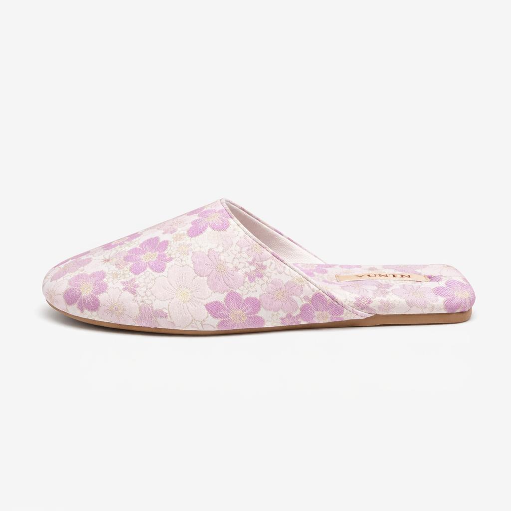 Chaussons femme mules fleuries Bochausson vue de profil
