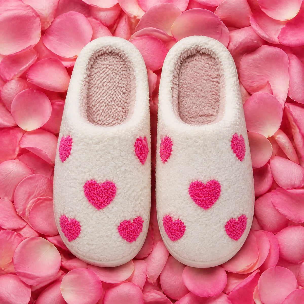 Chaussons Moumoute à Cœurs Bochausson mise en scène