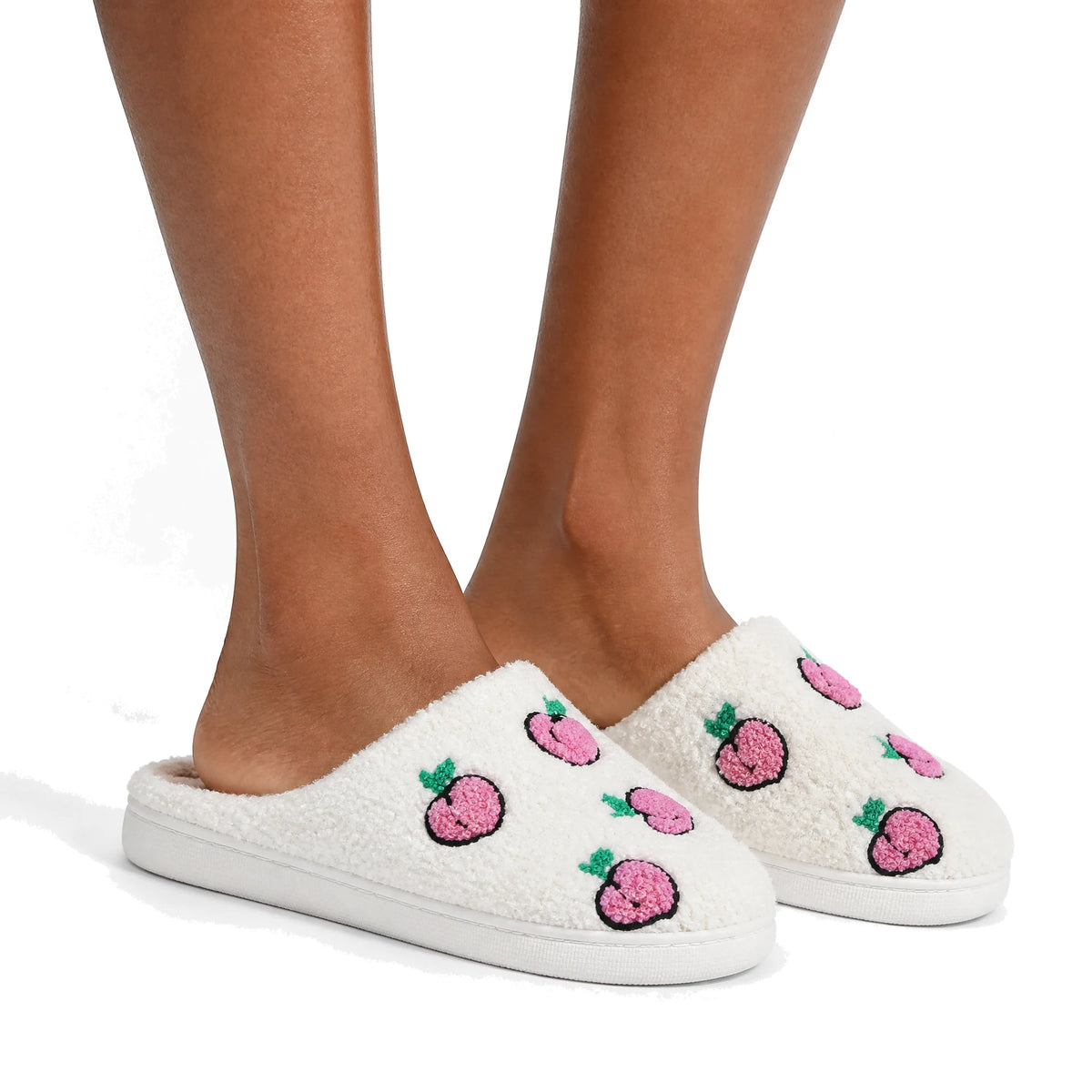 Chaussons Moumoute à Pêches Bochausson porté aux pieds, femme