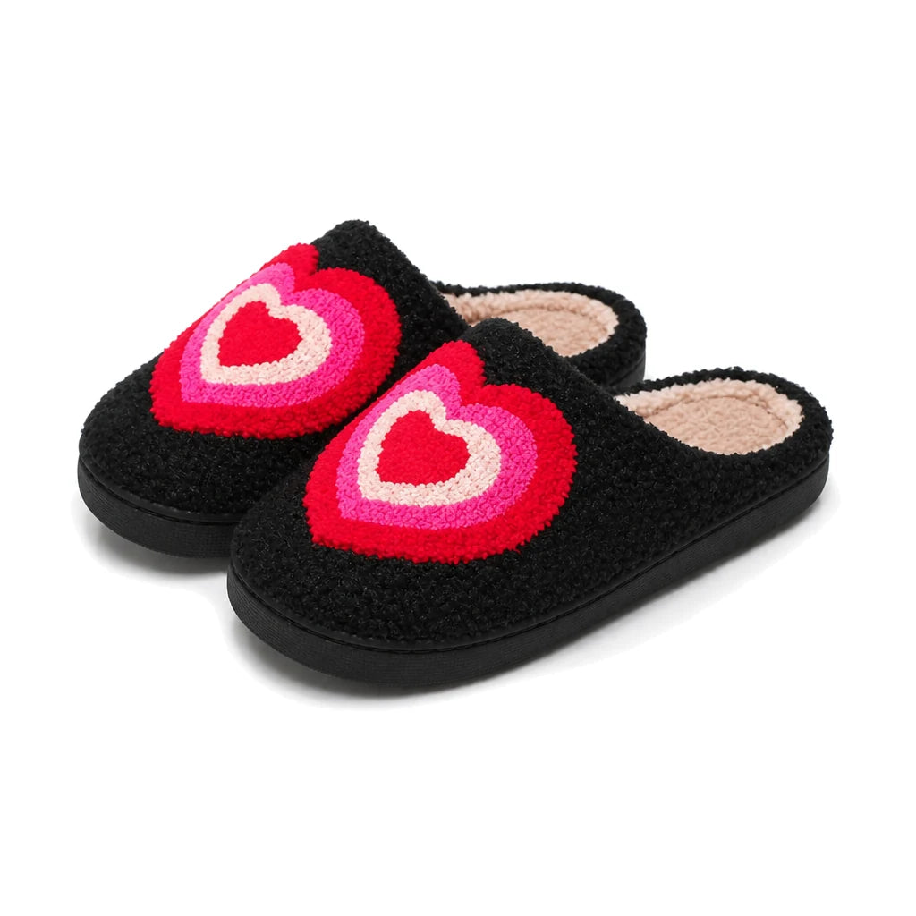 Chaussons Moumoute Grand Cœur Bochausson coloris noir, vue trois-quarts de la paire