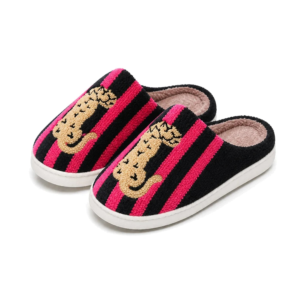 Chaussons Moumoute Léopard Bochausson coloris noir, vue trois-quarts de la paire