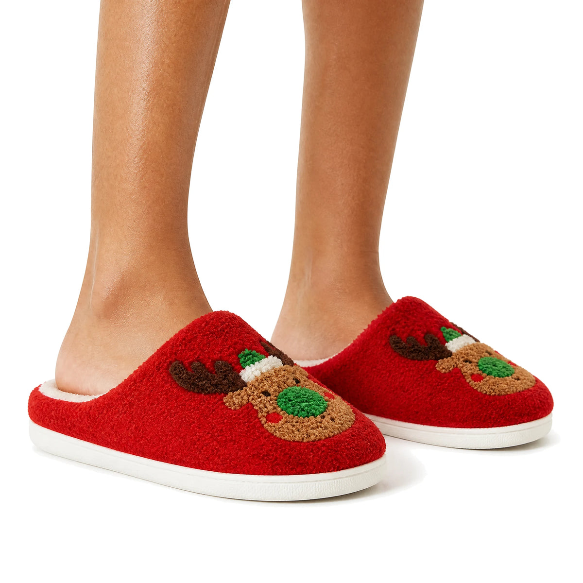 Chaussons Moumoute Renne de Noël Bochausson porté aux pieds, femme