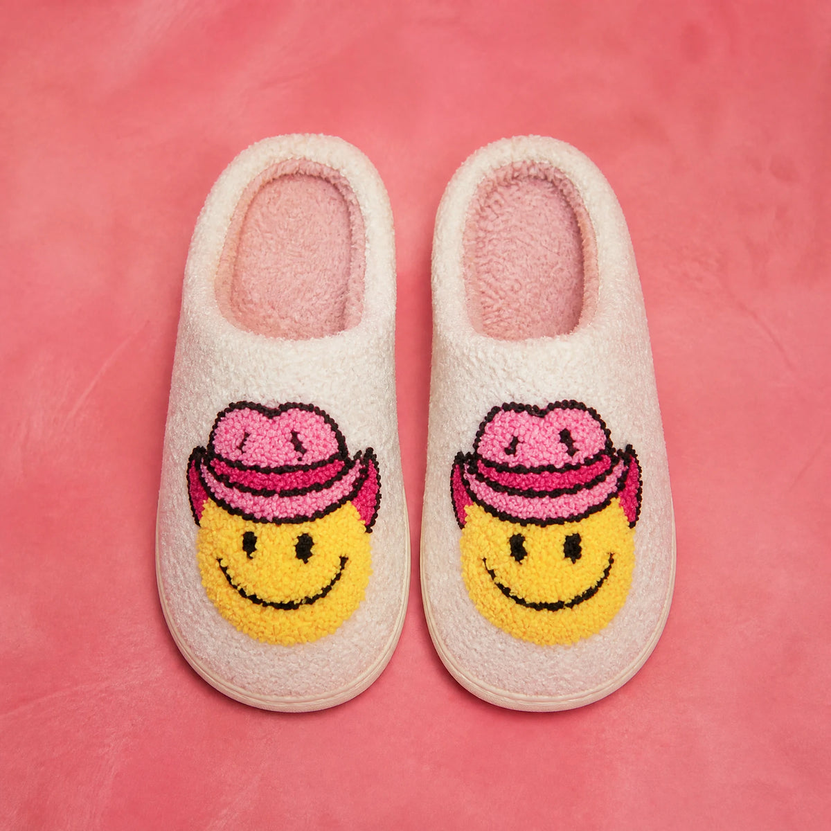 Chaussons Moumoute Smiley Cowboy Bochausson mise en scène