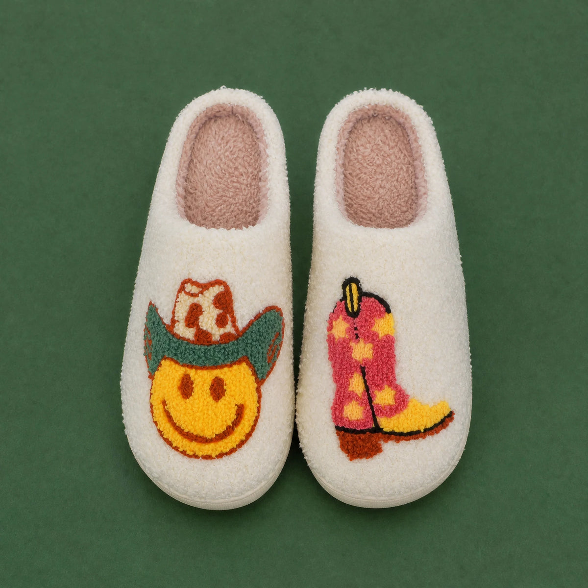 Chaussons Moumoute Smiley et Botte Bochausson mise en scène