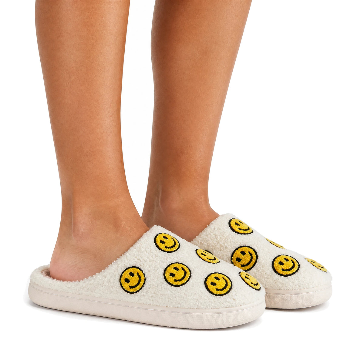 Chaussons Moumoute Smileys Bochausson porté aux pieds, femme