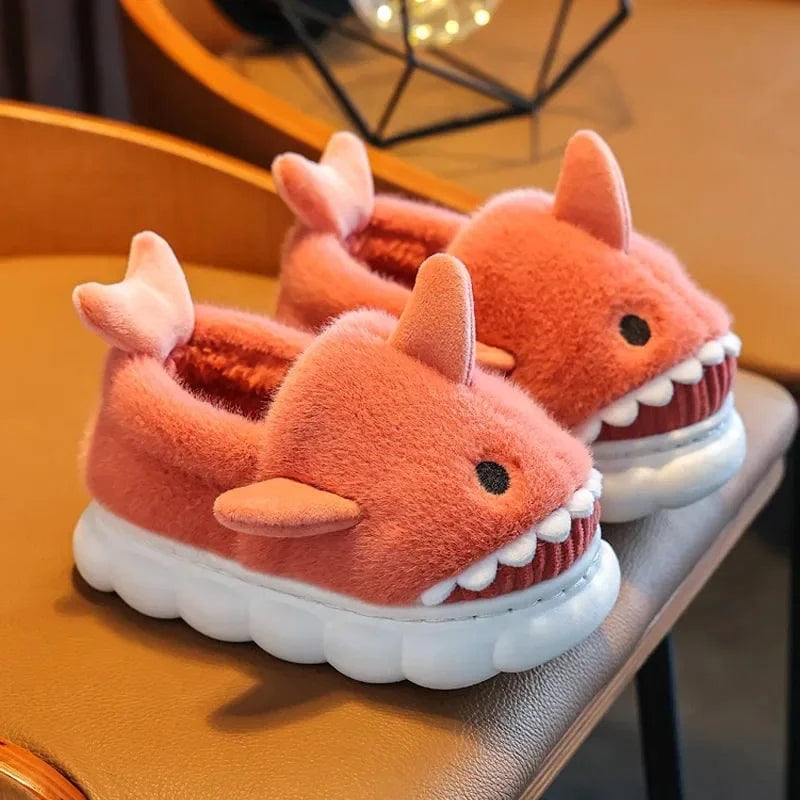 Chaussons Requin pour Enfant Rouge clair / 22-23