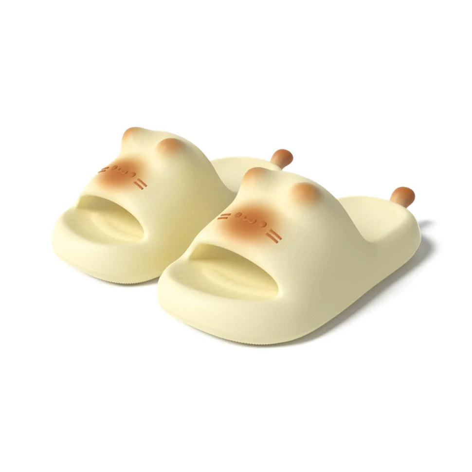 Claquettes Chat Femme Piscine Bochausson vue de profil