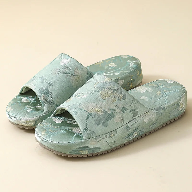 Claquettes Japonaises Bochausson vue de face