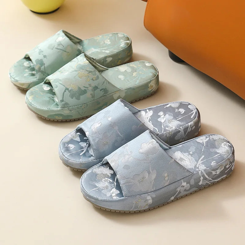 Claquettes Japonaises Bochausson vue de profil