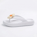 Tongs avec Grosse Fleur Bochausson vue arriere