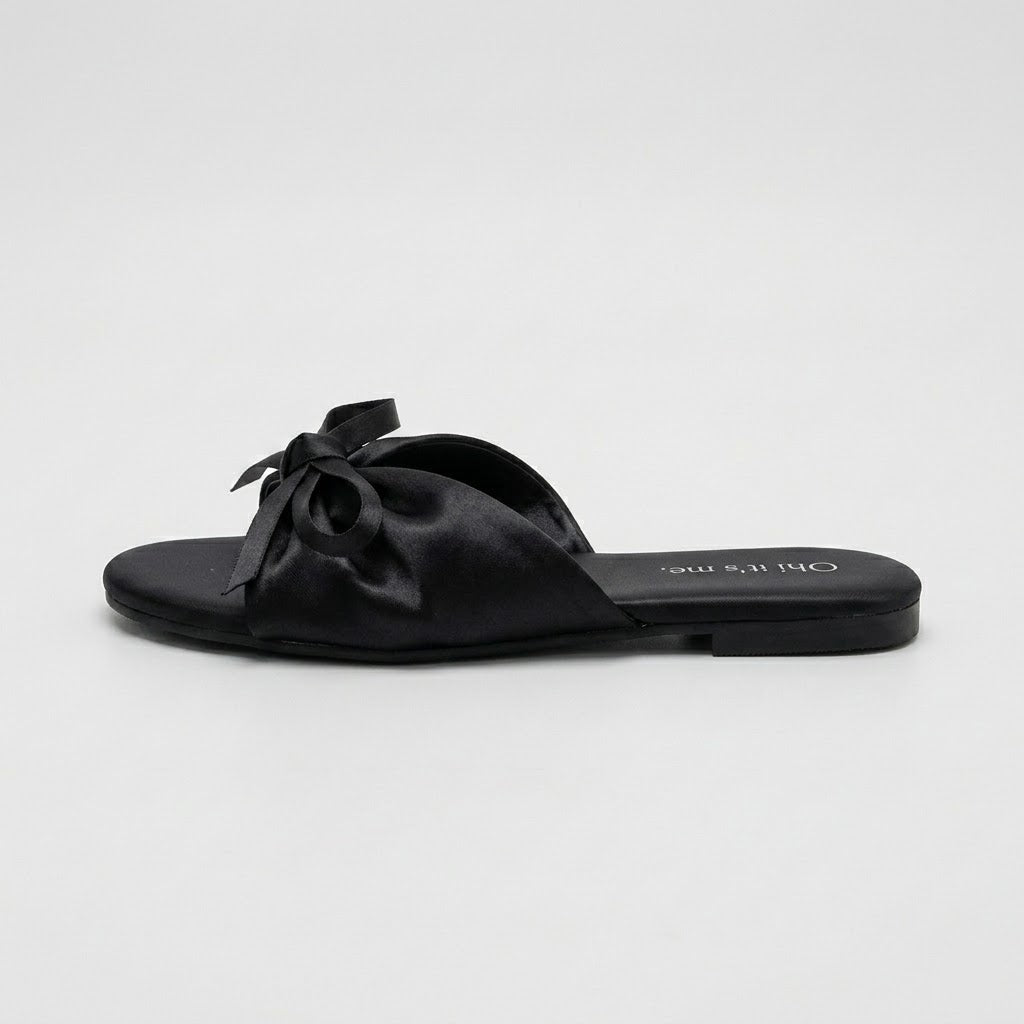 Chaussons tongs en satin pour femme